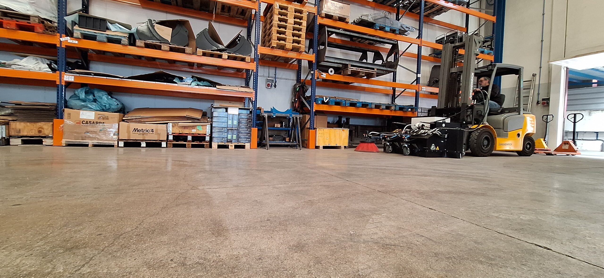 Naves Industriales y Centros Logísticos